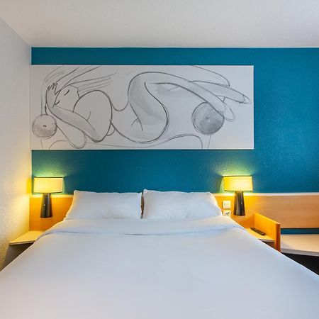 ไอบิส ออร์เลย็อง นอร์ด ซาร็อง Hotel ซารอง ภายนอก รูปภาพ
