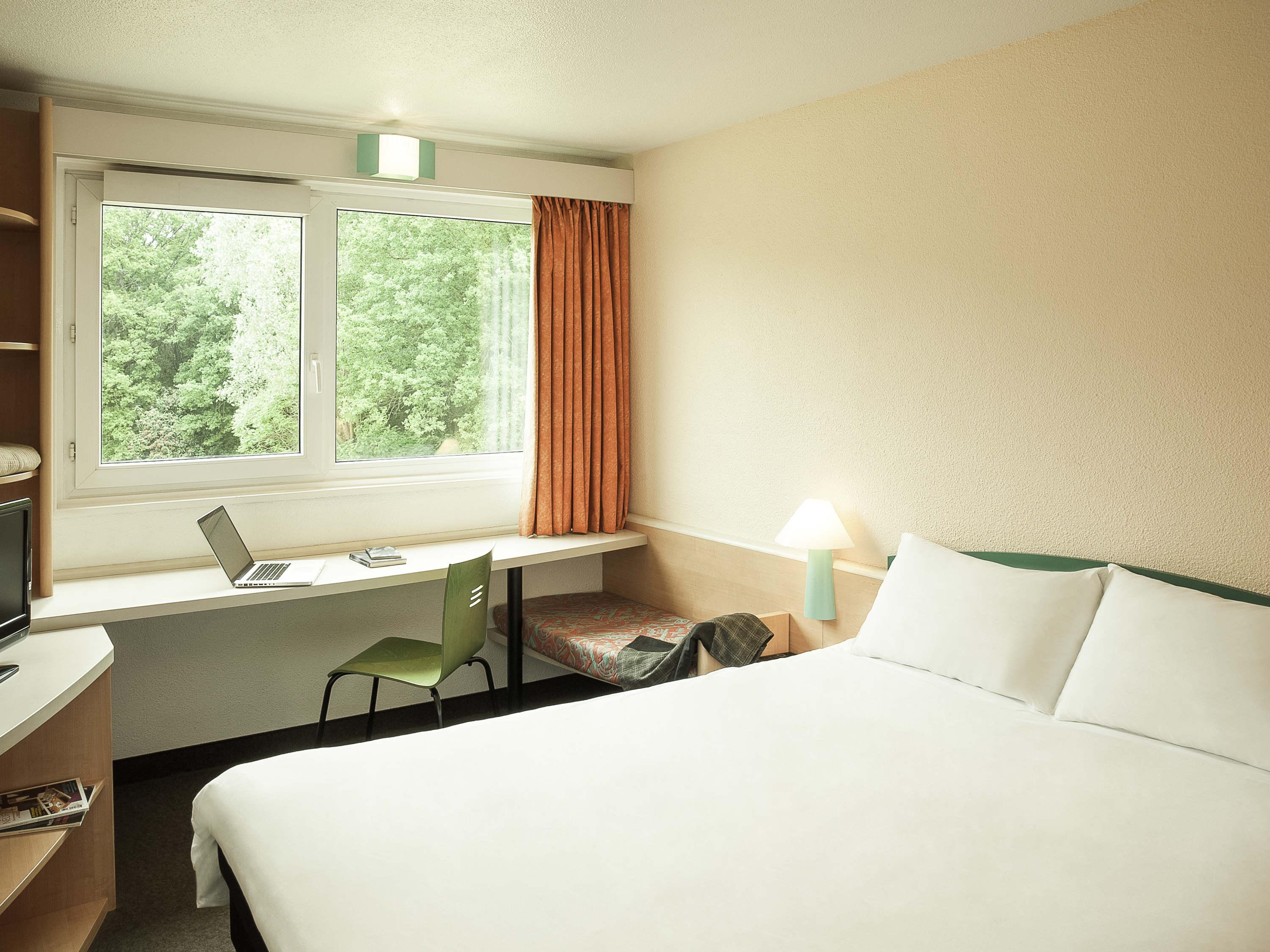 ไอบิส ออร์เลย็อง นอร์ด ซาร็อง Hotel ซารอง ภายนอก รูปภาพ